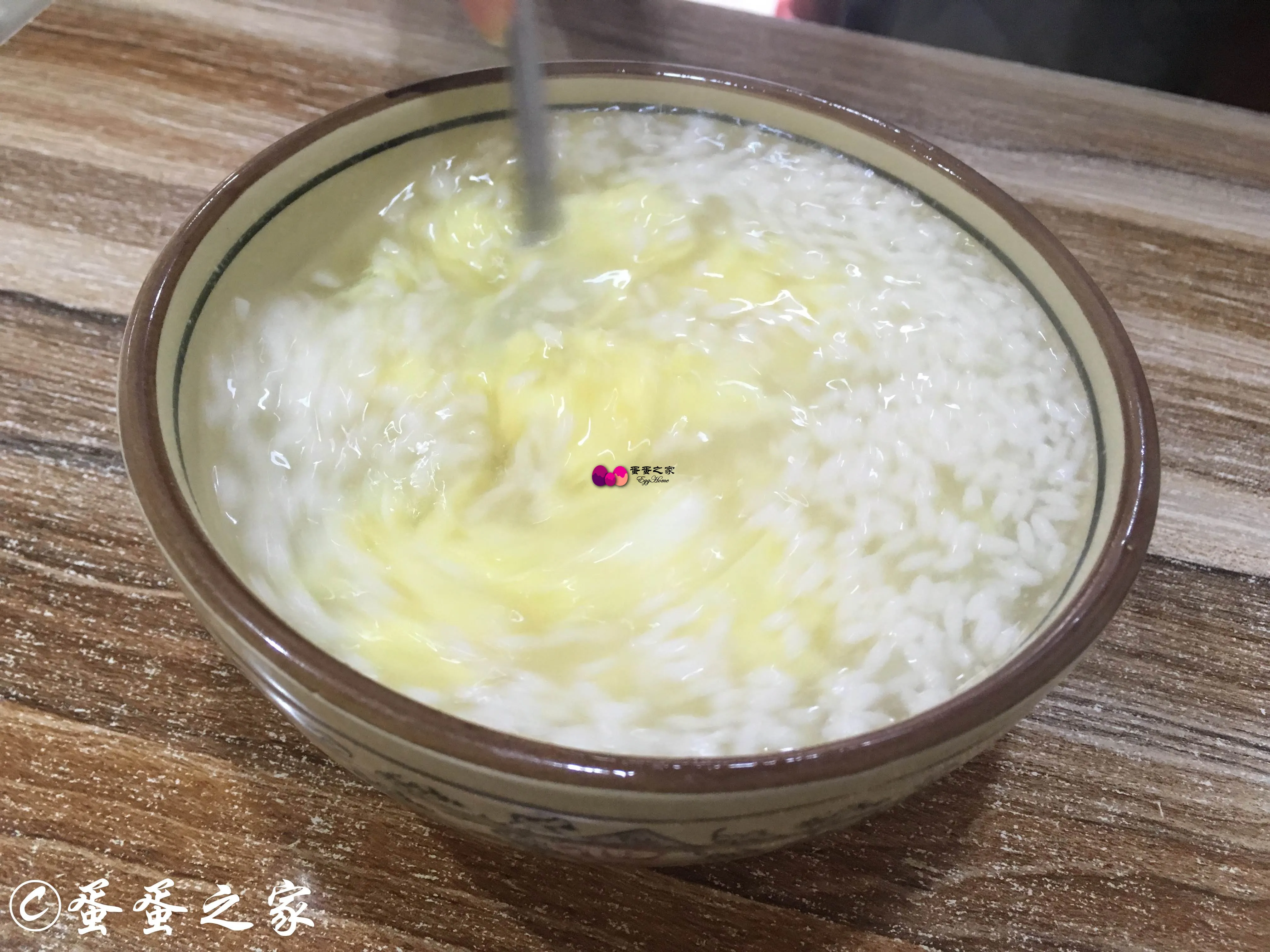 鸡蛋醪糟 鸡蛋醪糟