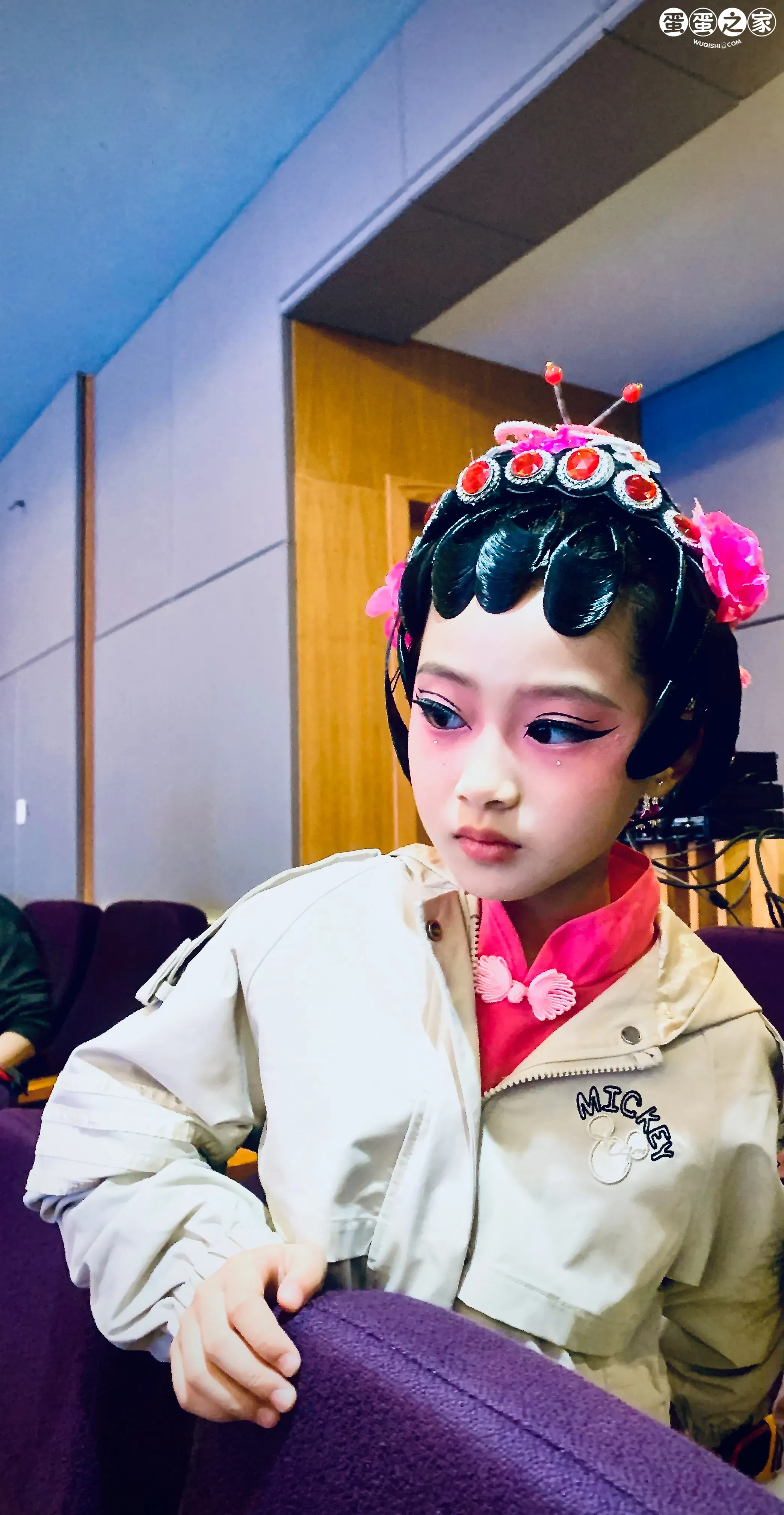 上台前妆容
